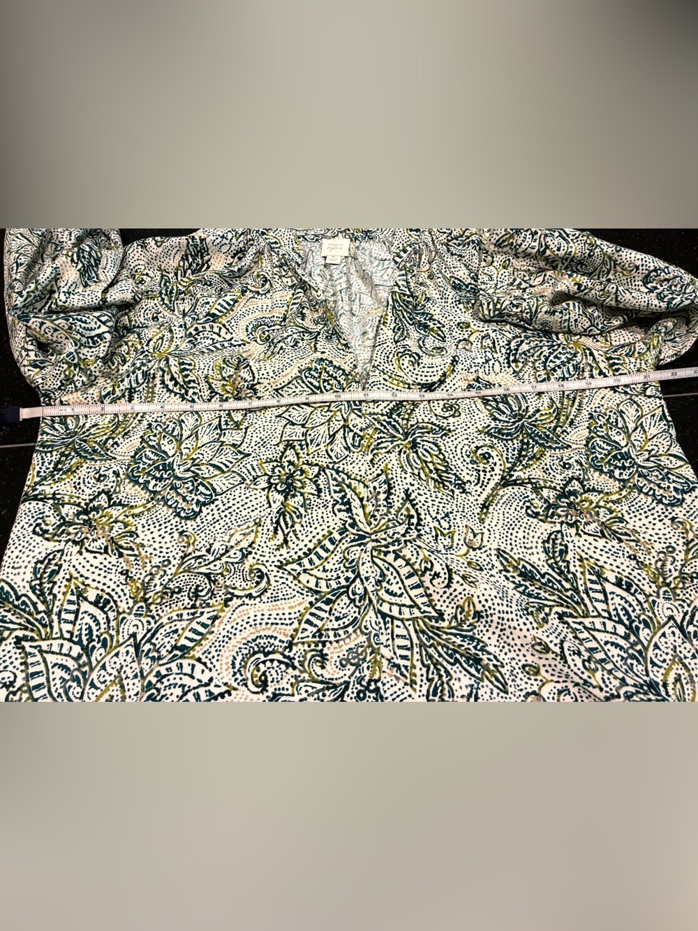 Roan+Ryan Blouse Split V Neck 3/4 Button Cuff Sleeve Green Multi Floral SZ. Med - Picture 8 of 13